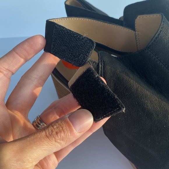 FrancoSarto Black Leather Upper Suede Helix Sandal Size 9.5 - Picture 5 of 7